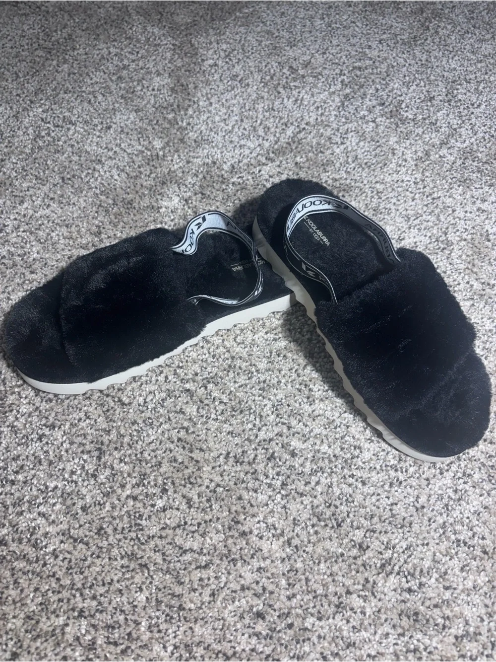 UGG Slippers Kids Size 3 DISCONTINUED KOOLABURRA Black Faux-Fur Slide Sandals